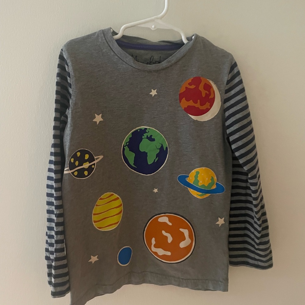 Mini Boden solar system planets shirt Sz 7/8